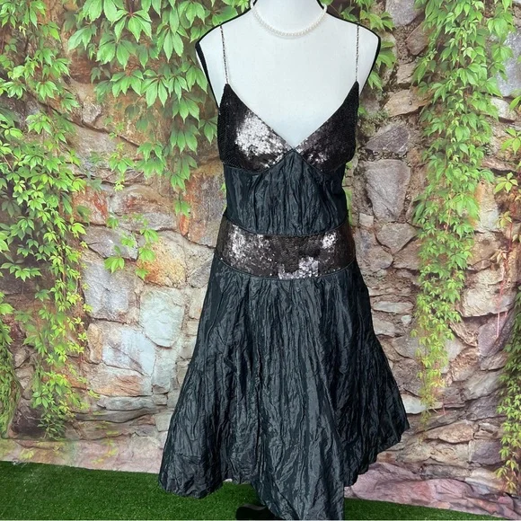 VINTAGE NICOLE MILLER SIGNATURE Y2K Whimsigoth Taffeta Dress, 6 - Picture 14 of 16